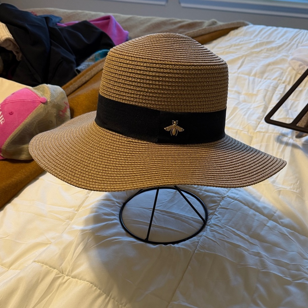 Chic Tan Wide-Brim Hat with Black Band